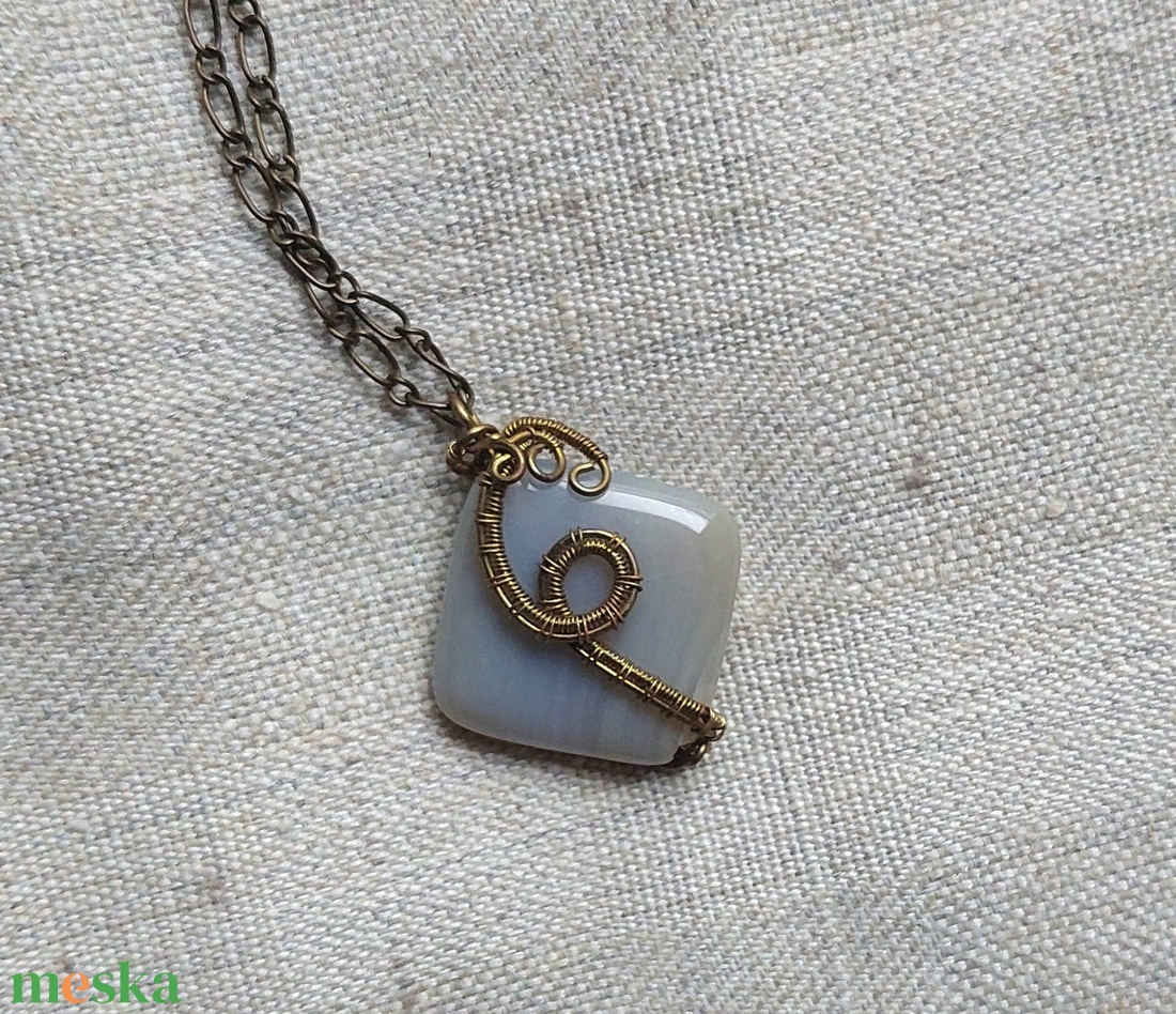 Sárgaréz nyaklánc achát kővel - ékszer - nyaklánc - medálos nyaklánc - Meska.hu