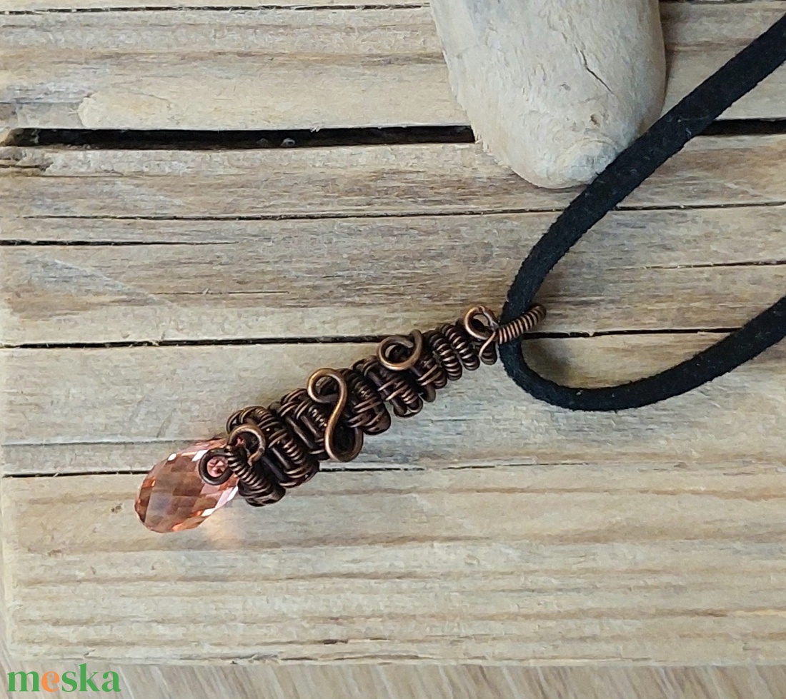 Barack swarovski és vörösréz nyaklánc - ékszer - nyaklánc - medálos nyaklánc - Meska.hu