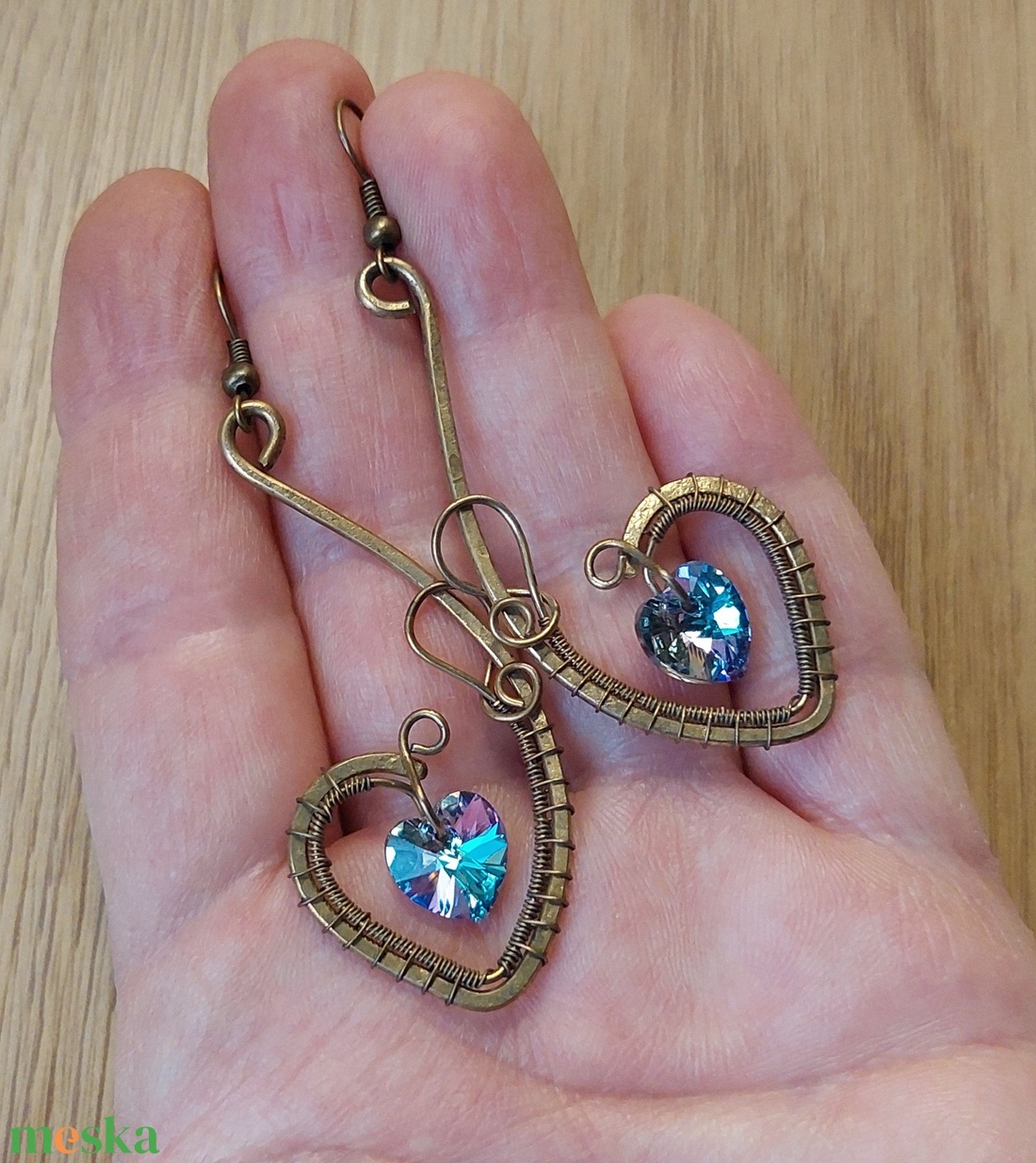 Antikolt alpakka fülbevaló swarovski kristállyal - ékszer - fülbevaló - lógó fülbevaló - Meska.hu