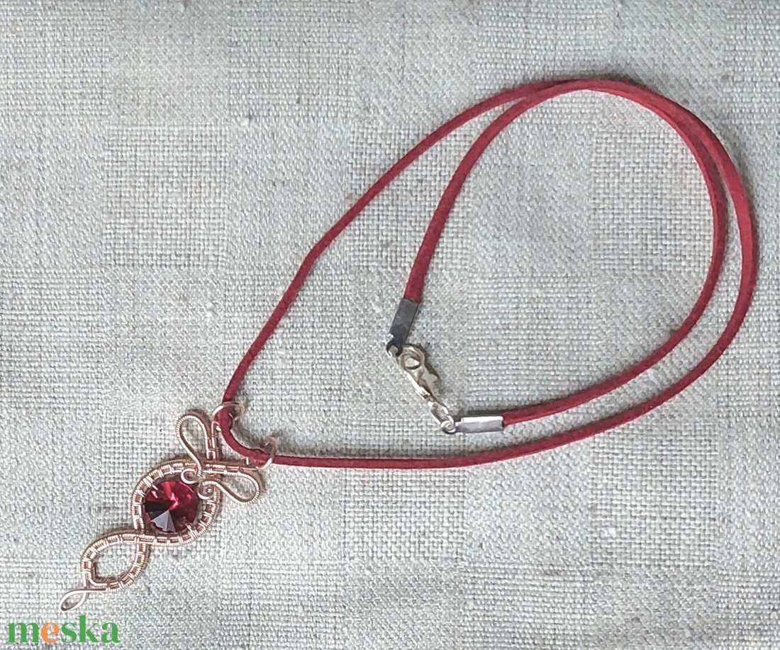 Rosegold drót nyaklánc swarovskival - ékszer - nyaklánc - medálos nyaklánc - Meska.hu