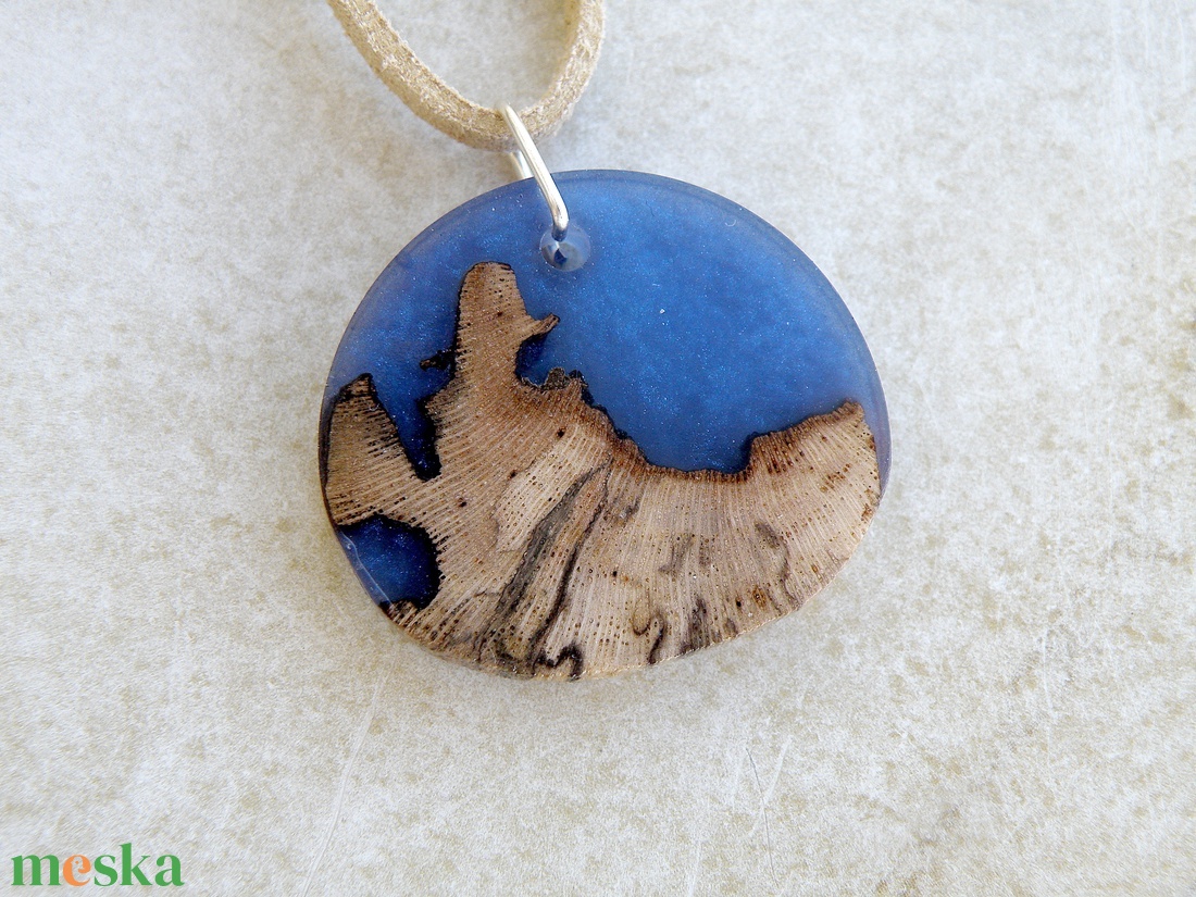 Kék műgyanta rózsagyökér nyaklánc - ékszer - nyaklánc - medálos nyaklánc - Meska.hu