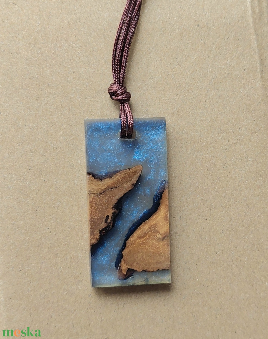 Olajfa szeletek és kék műgyanta nyaklánc - ékszer - nyaklánc - medálos nyaklánc - Meska.hu