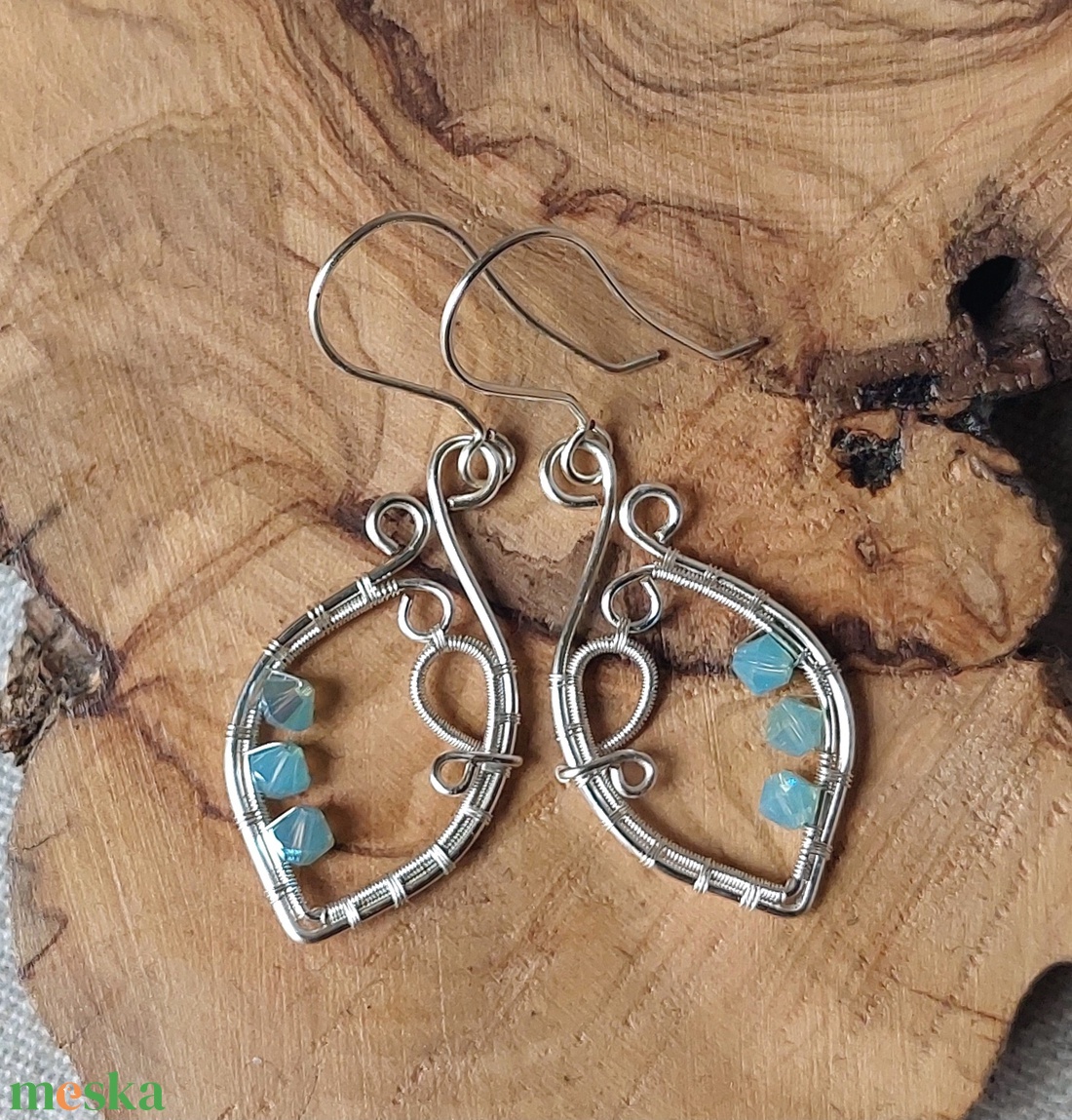 Ezüstözött fülbevaló és gyűrű swarovski kristállyal - ékszer - ékszerszett - Meska.hu