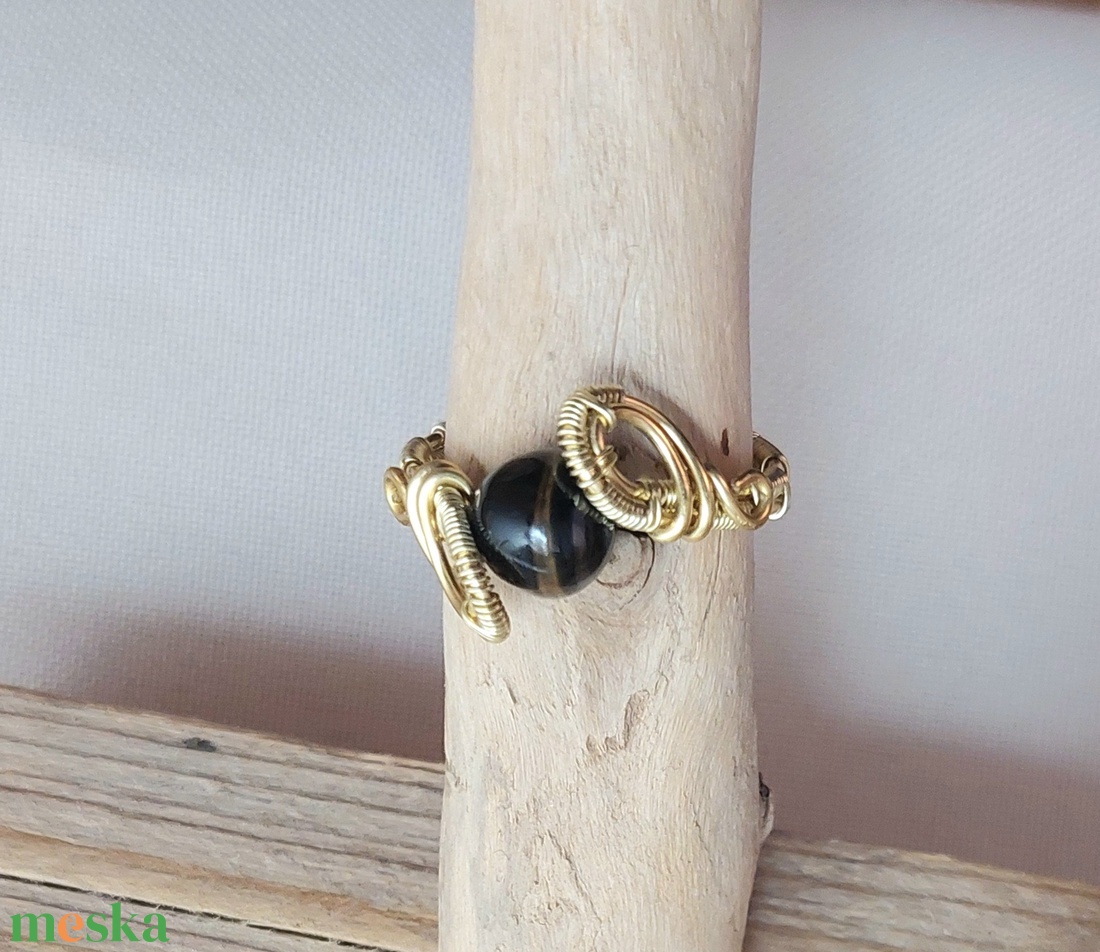 Sólyomszem drót gyűrű - ékszer - gyűrű - szoliter gyűrű - Meska.hu