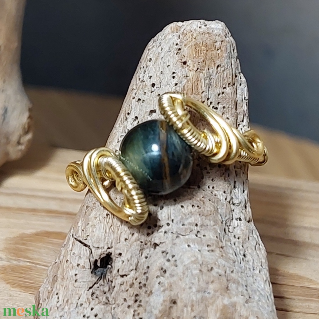 Sólyomszem drót gyűrű - ékszer - gyűrű - szoliter gyűrű - Meska.hu