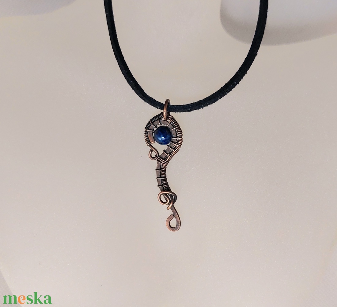 Lápis lazuli vörösréz drót nyaklánc - ékszer - nyaklánc - medálos nyaklánc - Meska.hu