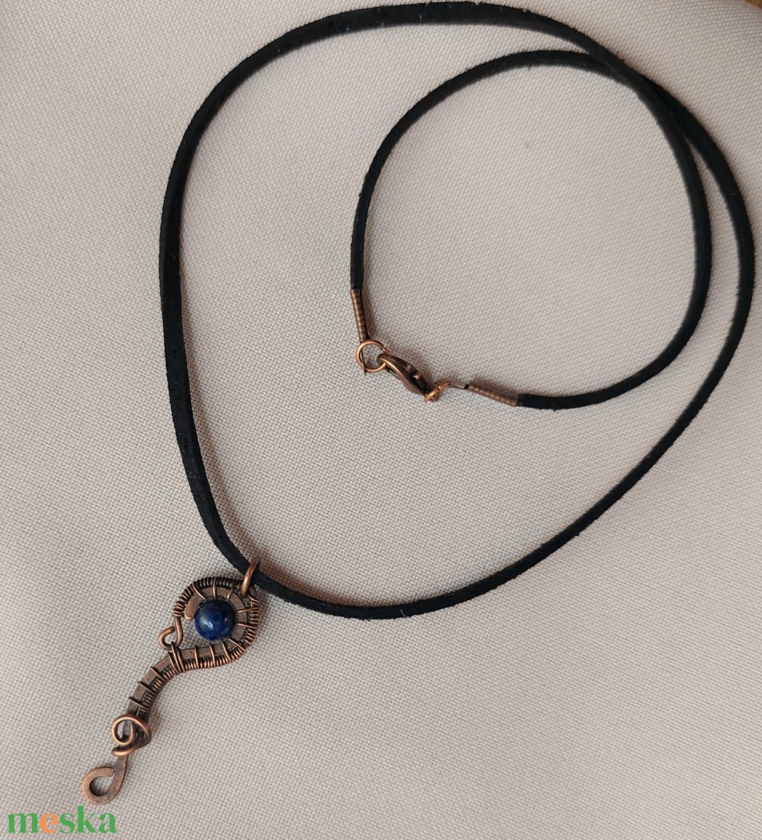 Lápis lazuli vörösréz drót nyaklánc - ékszer - nyaklánc - medálos nyaklánc - Meska.hu