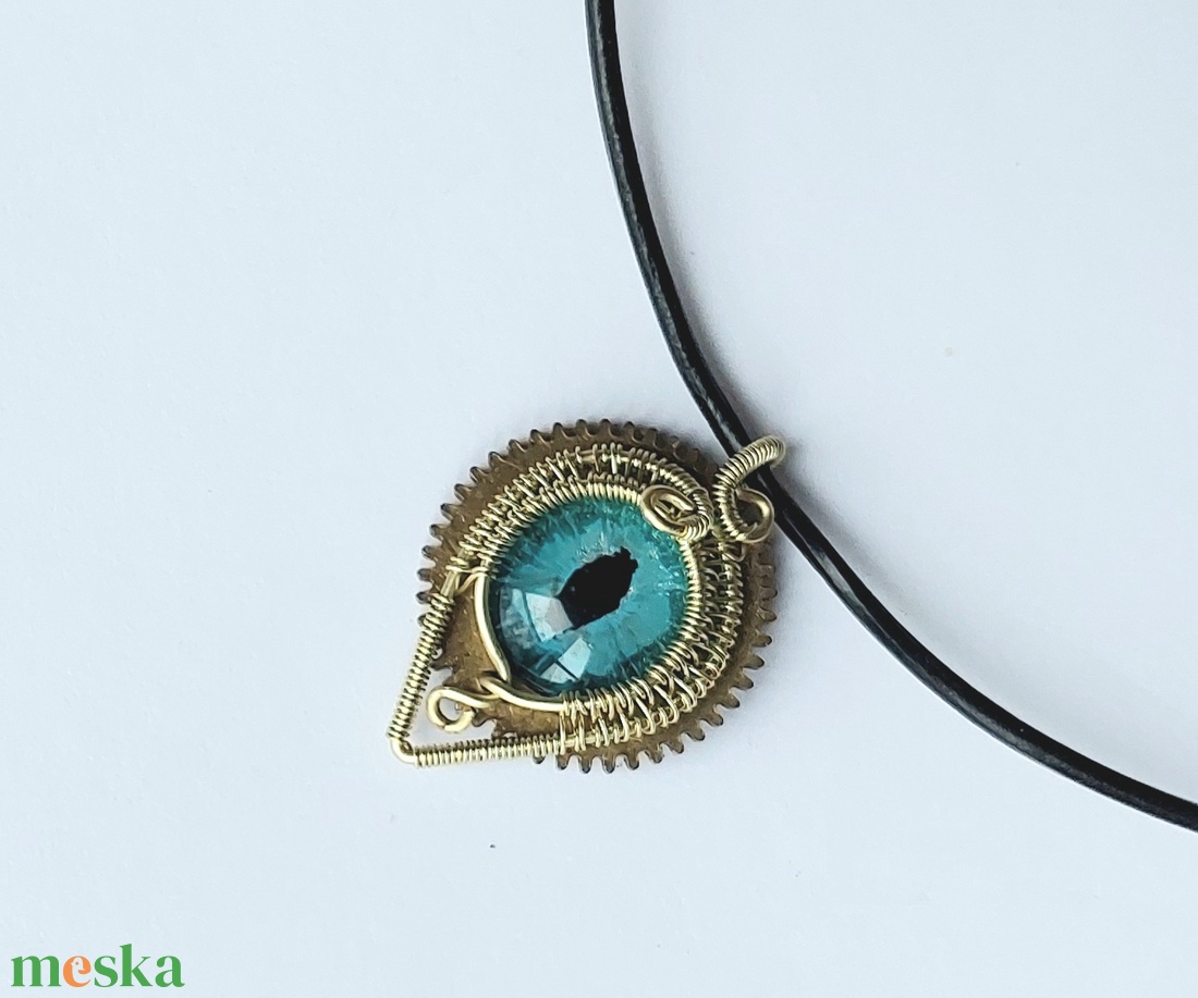 Steampunk stílusú sárkányszemes nyaklánc - ékszer - nyaklánc - medálos nyaklánc - Meska.hu