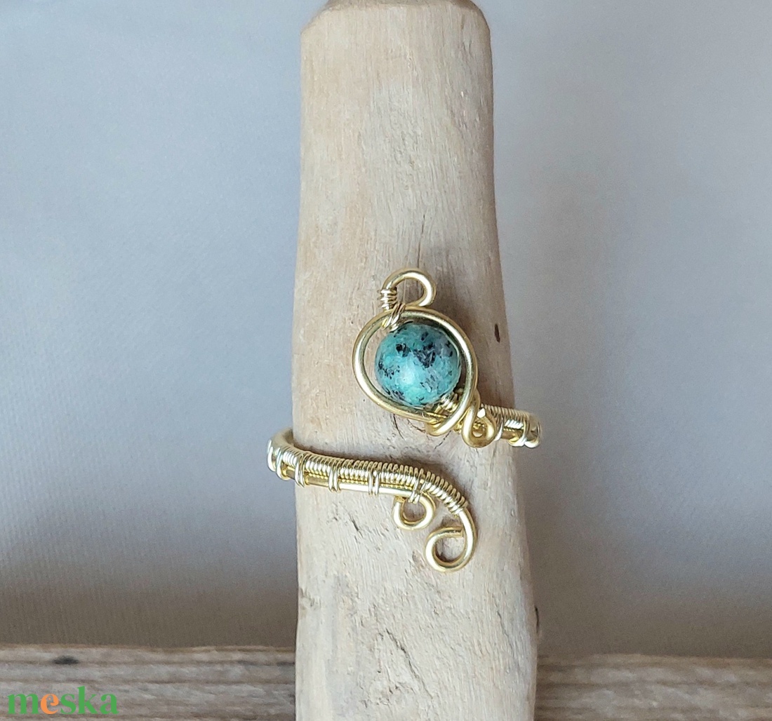 Arany színű drót gyűrű  - ékszer - gyűrű - vékony gyűrű - Meska.hu