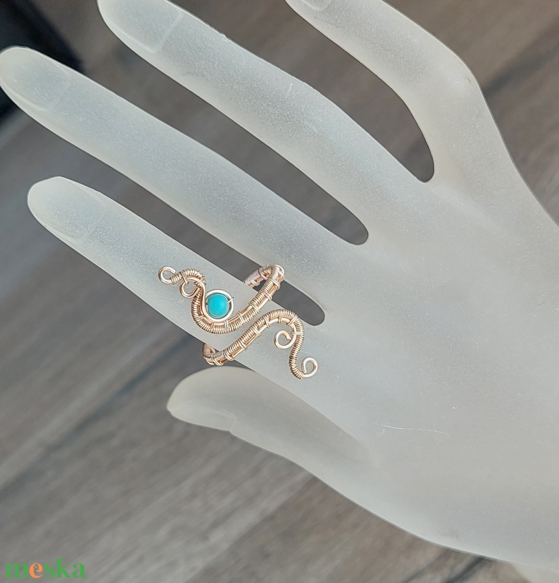 Rose gold színű drót gyűrű  - ékszer - gyűrű - vékony gyűrű - Meska.hu