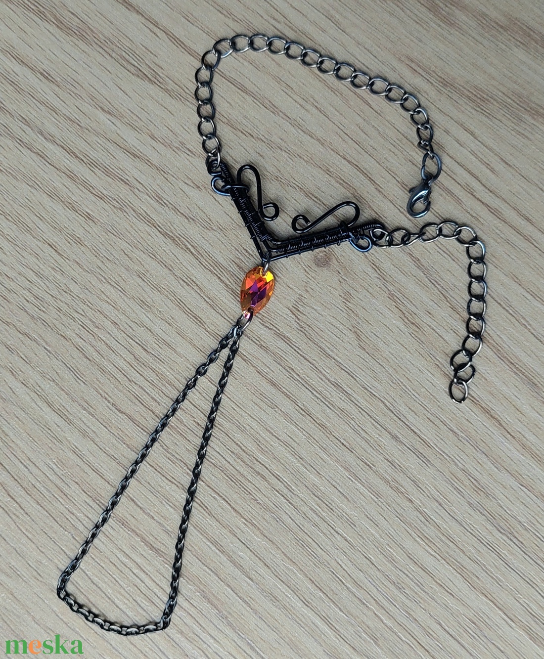 Drót kézékszer swarovski kristállyal - ékszer - karkötő - kézfej karkötő - Meska.hu