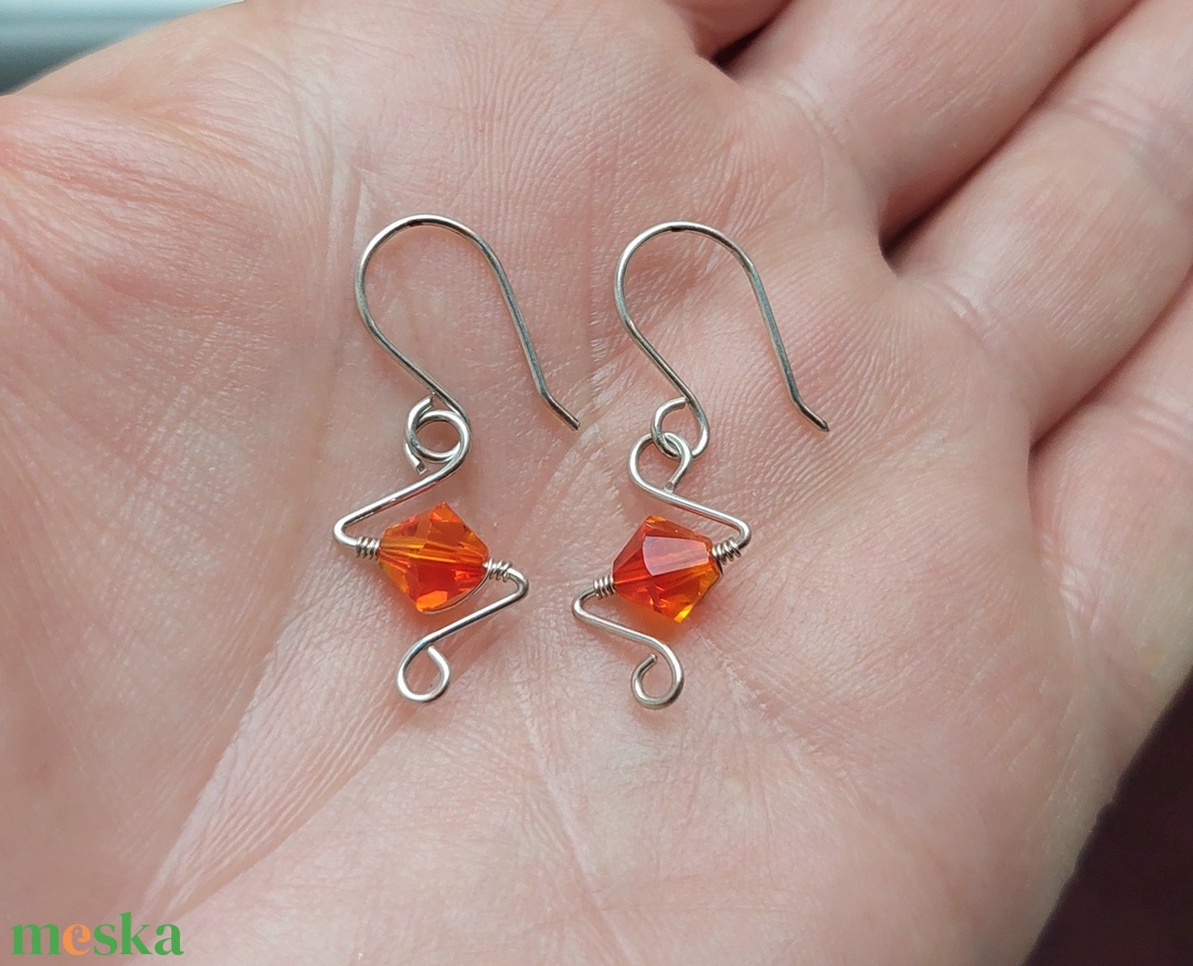 Sterling ezüst gyerek fülbevaló swarovski kristállyal - ékszer - fülbevaló - lógó fülbevaló - Meska.hu