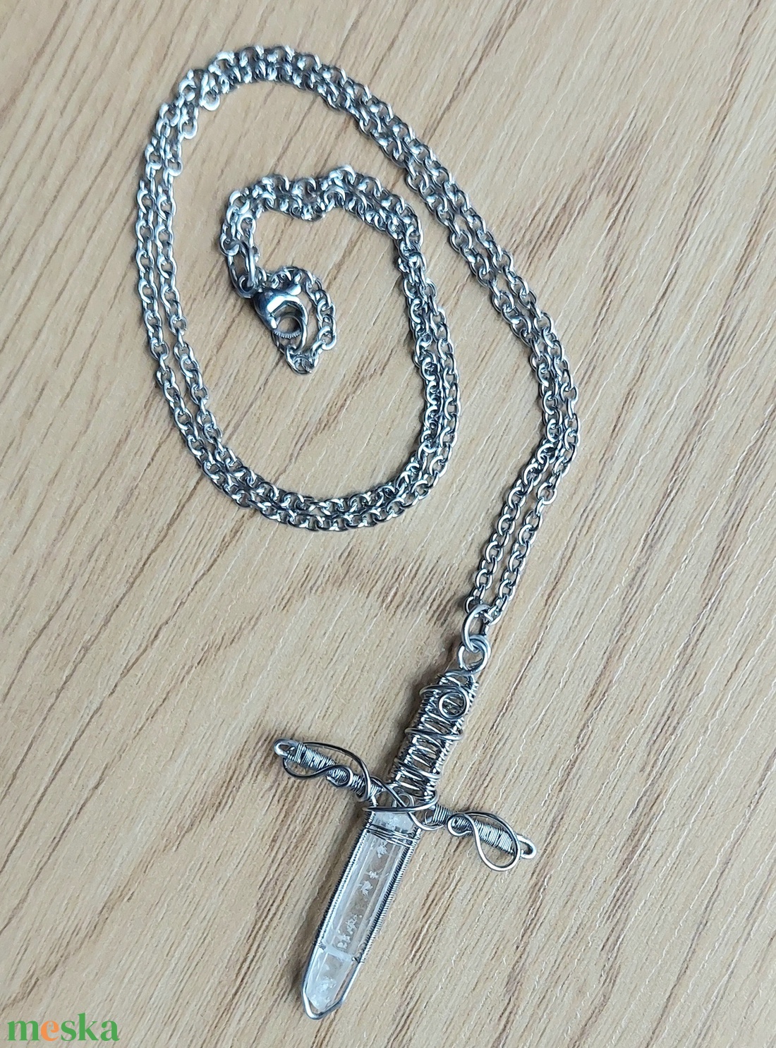 Acél kard férfi nyaklánc hegyikristállyal - ékszer - nyaklánc - medálos nyaklánc - Meska.hu