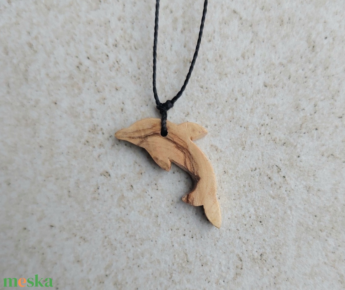 Olajfa delfin nyaklánc - ékszer - nyaklánc - medálos nyaklánc - Meska.hu
