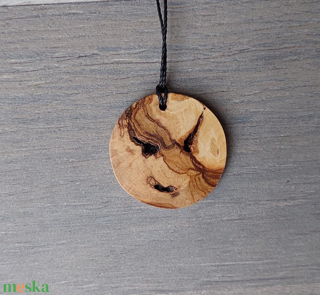 Férfi nyaklánc olajfából - ékszer - nyaklánc - medálos nyaklánc - Meska.hu