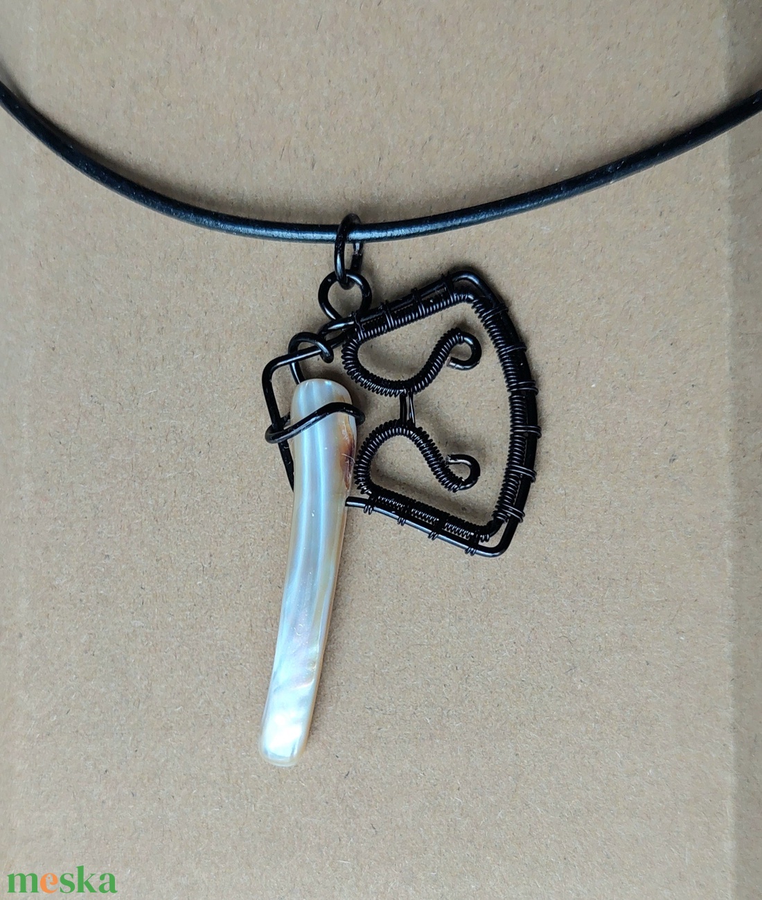 Drót fejsze nyaklánc férfi részére - ékszer - nyaklánc - medálos nyaklánc - Meska.hu