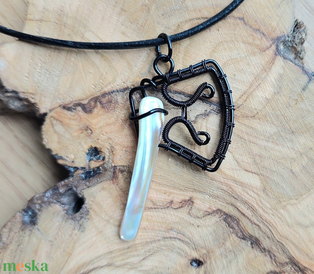 Drót fejsze nyaklánc férfi részére - ékszer - nyaklánc - medálos nyaklánc - Meska.hu