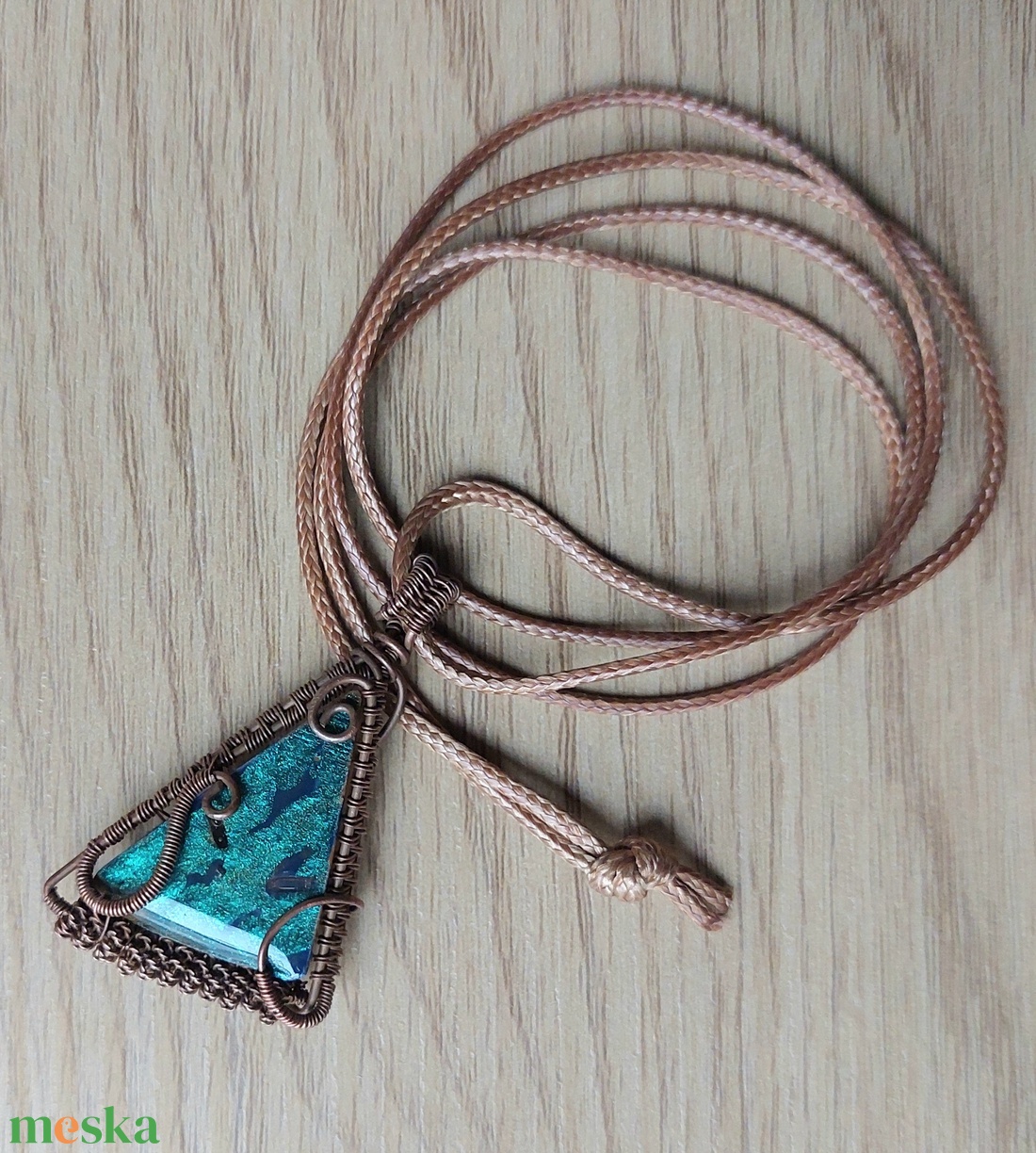 Fa, műgyanta és drót nyaklánc - ékszer - nyaklánc - hosszú nyaklánc - Meska.hu