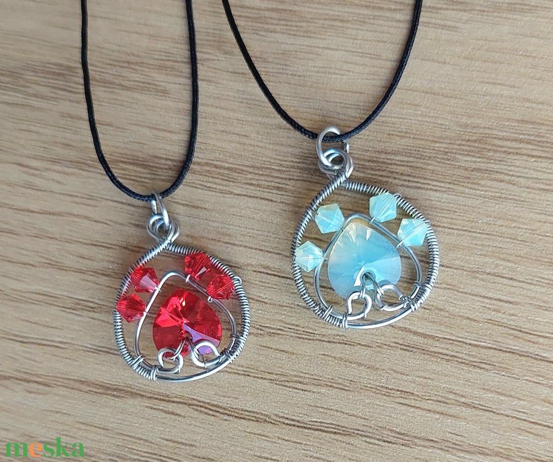 Kutya / macska tappancs acél nyaklánc swarovski kristályokkal - ékszer - nyaklánc - medálos nyaklánc - Meska.hu