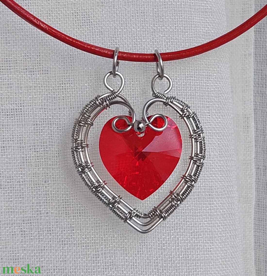 Vörös szív acél nyaklánc valentin napra - ékszer - nyaklánc - medálos nyaklánc - Meska.hu