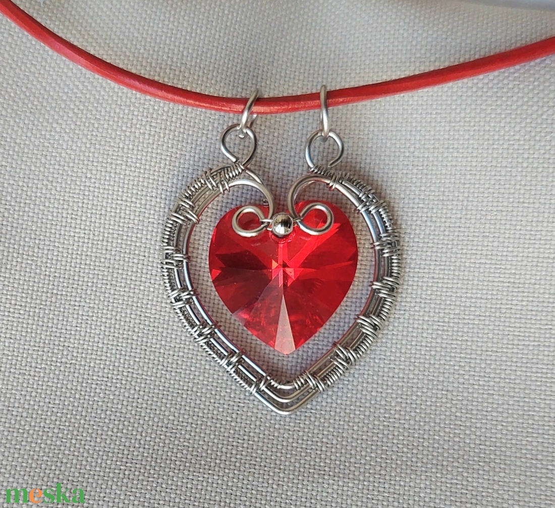 Vörös szív acél nyaklánc valentin napra - ékszer - nyaklánc - medálos nyaklánc - Meska.hu