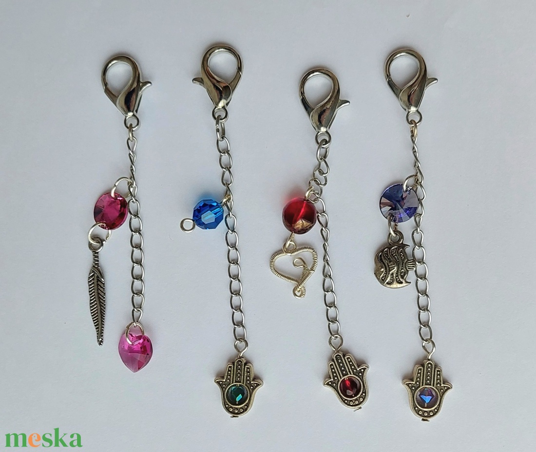 Apró táskadíszek swarovski kristályokkal - táska & tok - kulcstartó & táskadísz - táskadísz - Meska.hu