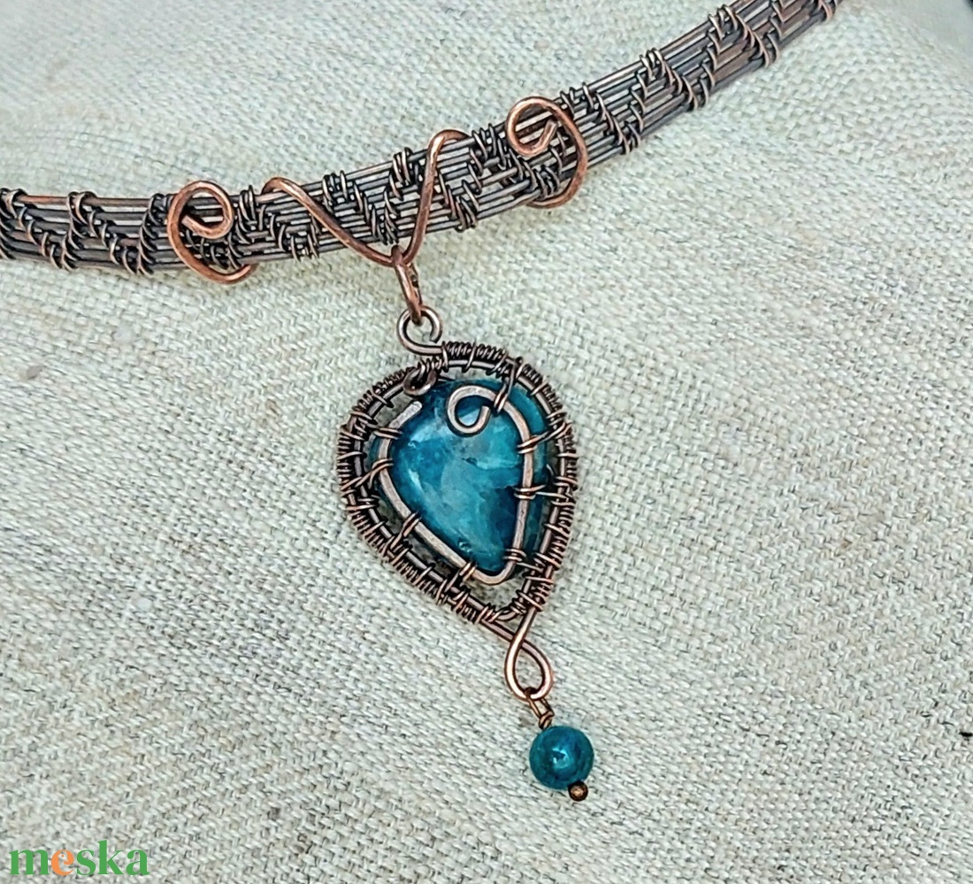 Vörösréz nyakék apatit ásvány kövekkel - ékszer - nyaklánc - nyakpánt, gallér - Meska.hu