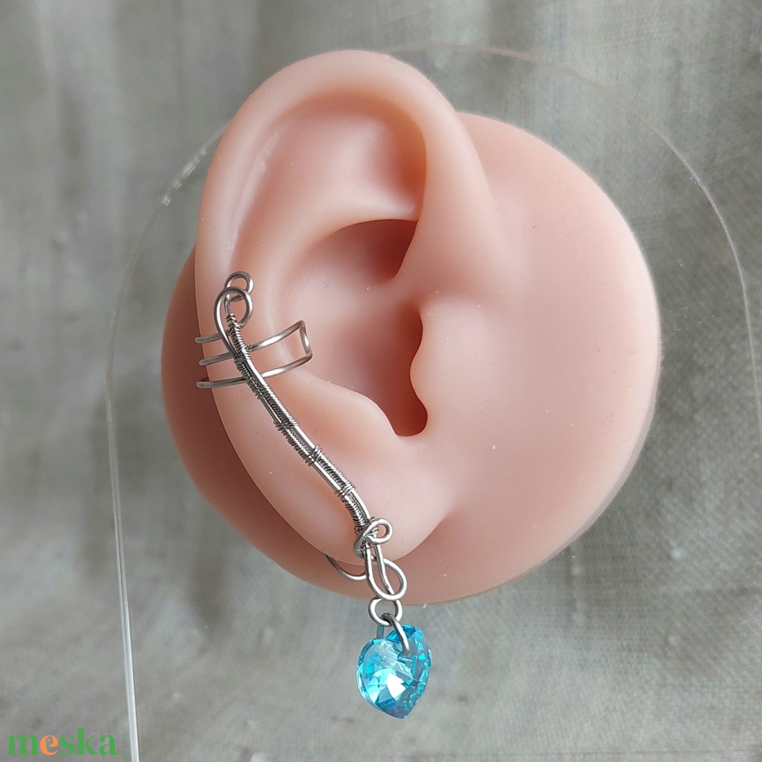 Aszimmetrikus acél fülékszer swarovski kristályokkal - ékszer - fülbevaló - fülékszer - Meska.hu