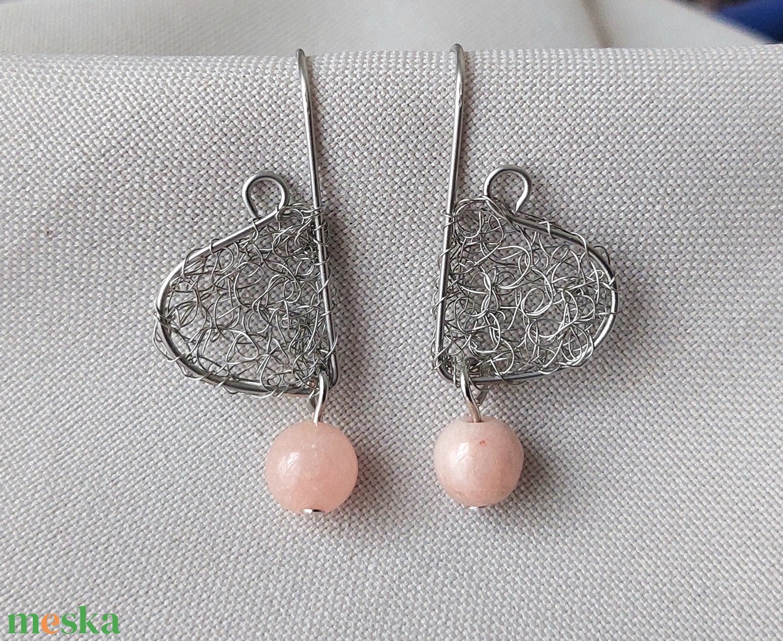 Horgolt acél fülbevaló turmalin ásvány golyókkal - ékszer - fülbevaló - lógó fülbevaló - Meska.hu