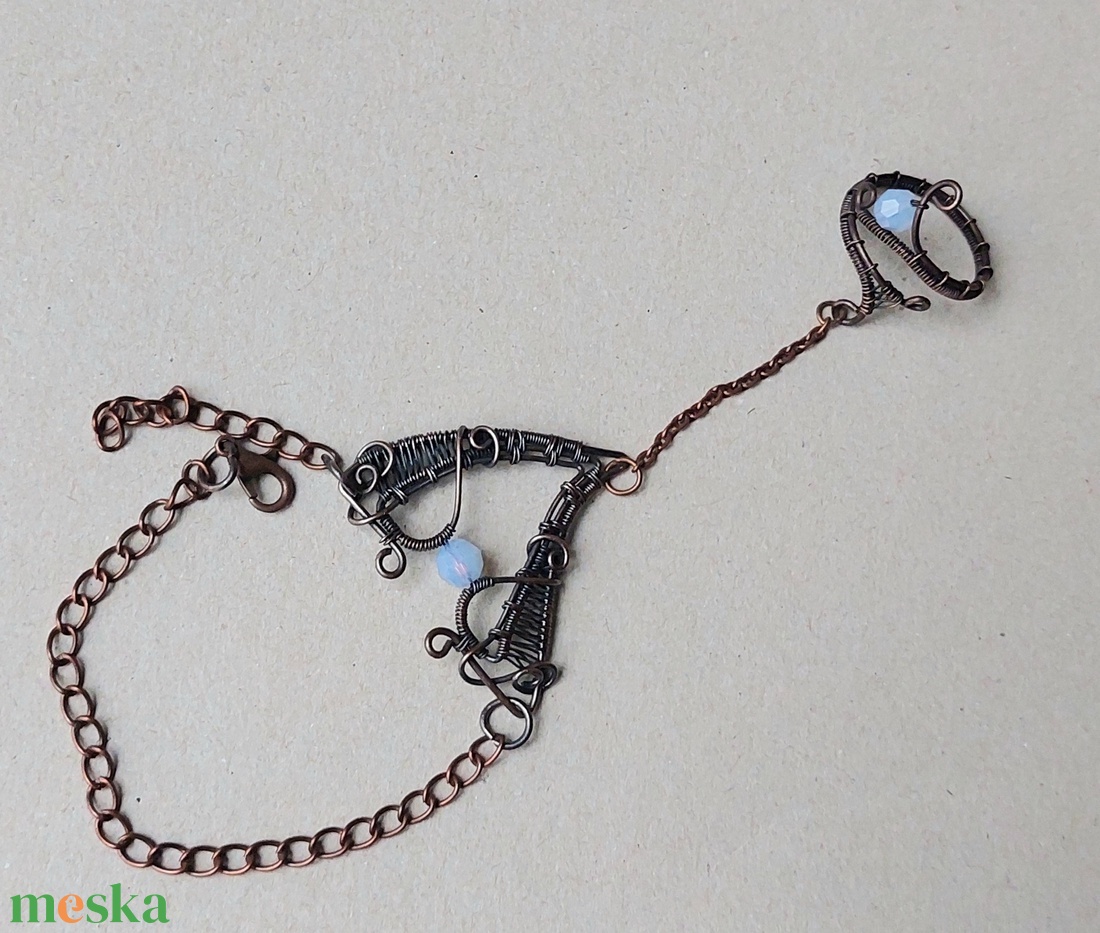 Vörösréz kézékszer, gyűrű karkötő swarovski kristályokkal - ékszer - karkötő - kézfej karkötő - Meska.hu