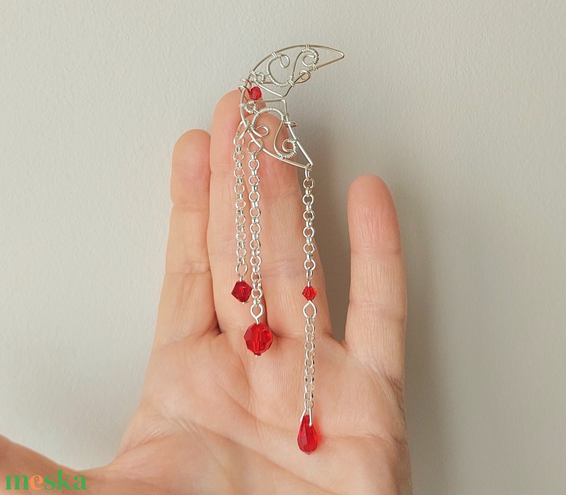 Ezüstözött hold hajcsat, hajdísz swarovski kristályokkal - ruha & divat - hajdísz & hajcsat - hajcsat & hajtű - Meska.hu