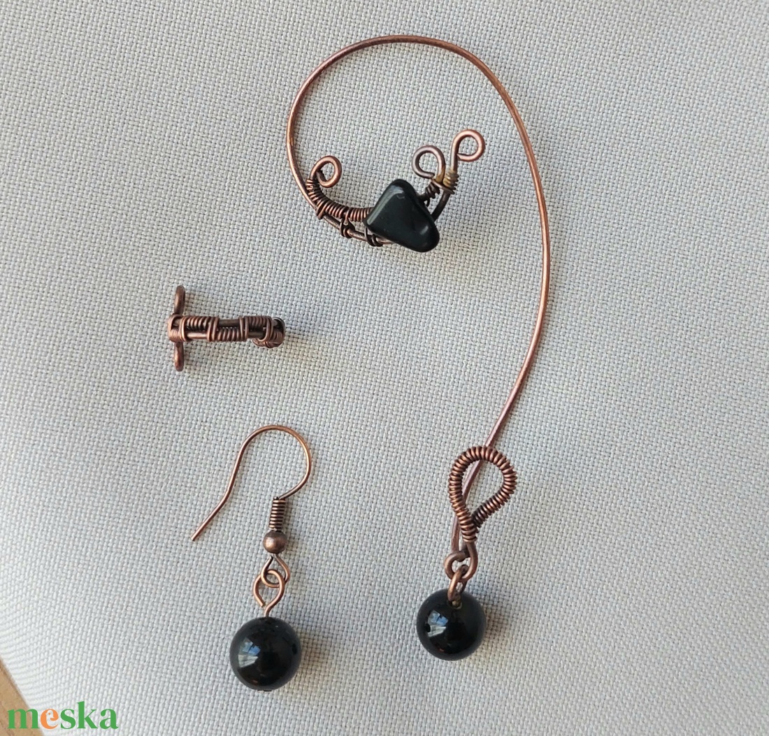 Vörösréz fülékszer obszidián ásvány kövekkel - ékszer - fülbevaló - fülékszer - Meska.hu