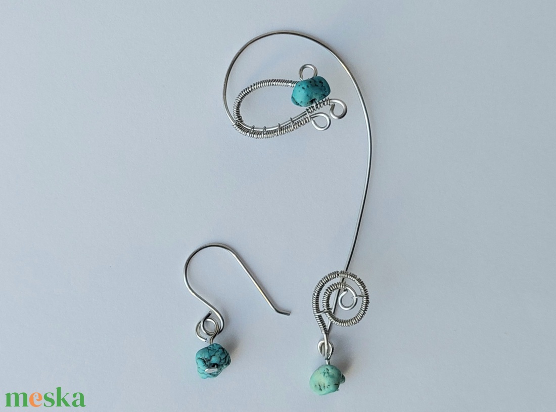Acél fülékszer türkiz ásvány kövekkel - ékszer - fülbevaló - fülékszer - Meska.hu