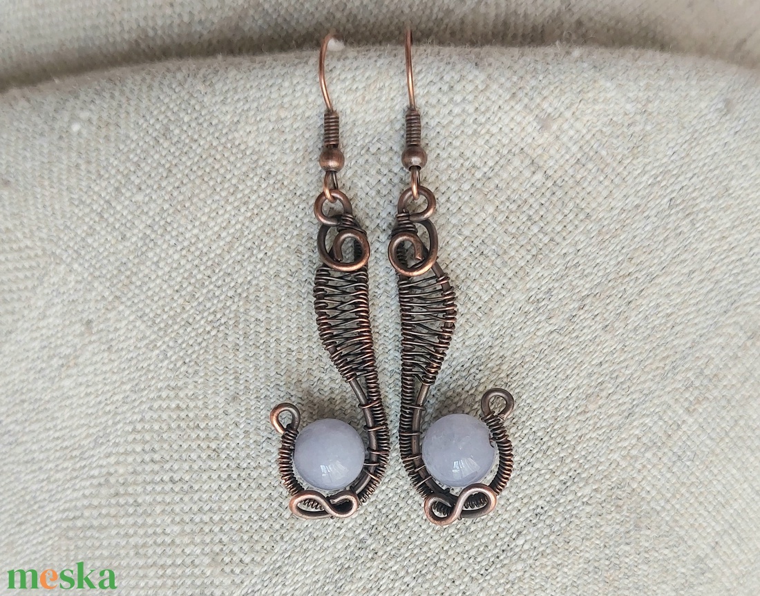 Vörösréz fülbevaló akvamarin ásvány kövekkel - ékszer - fülbevaló - lógó fülbevaló - Meska.hu