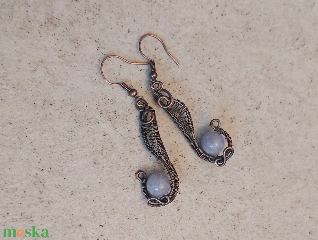 Vörösréz fülbevaló akvamarin ásvány kövekkel - ékszer - fülbevaló - lógó fülbevaló - Meska.hu