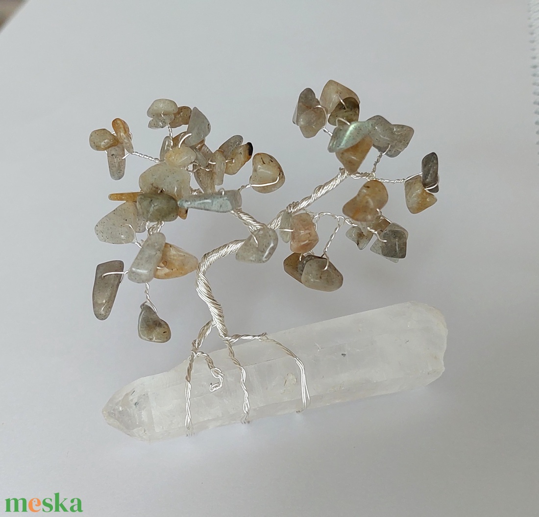 Ásvány fa / bonsai hegyikristállyal és labradorit kövekkel - otthon & életmód - dekoráció - spiritualitás - ásványok - Meska.hu