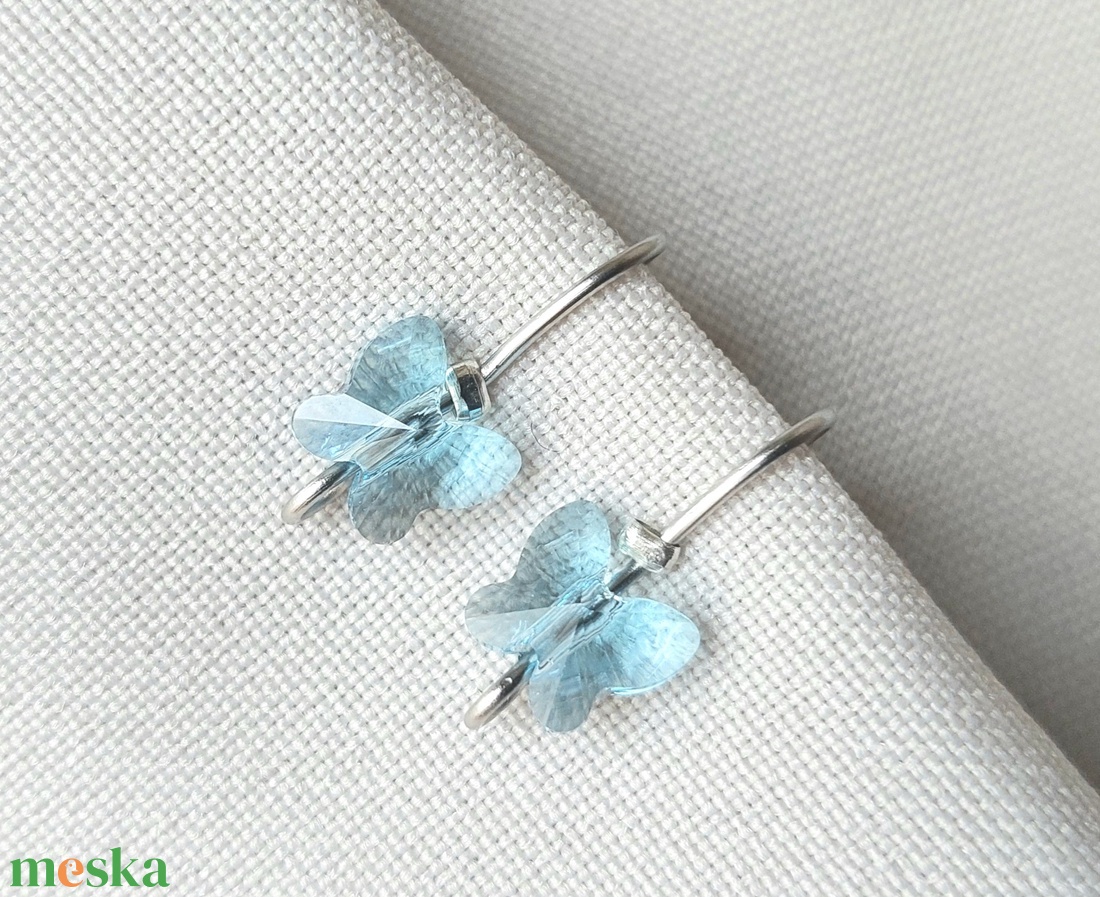 Swarovski pillangós gyerek acél fülbevalók - ékszer - fülbevaló - lógó fülbevaló - Meska.hu