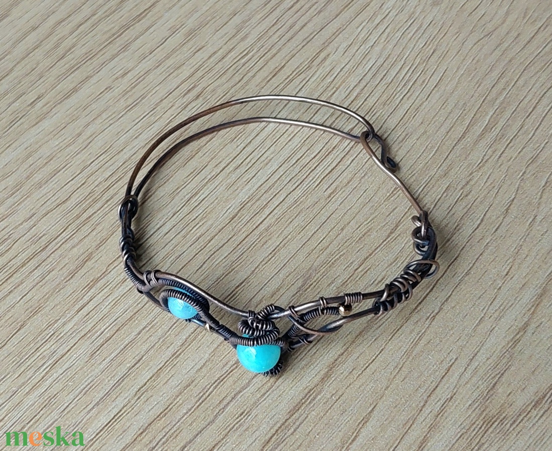 Vörösréz karkötő kék jáde és achát ásvánnyal - ékszer - karkötő - széles karkötő - Meska.hu