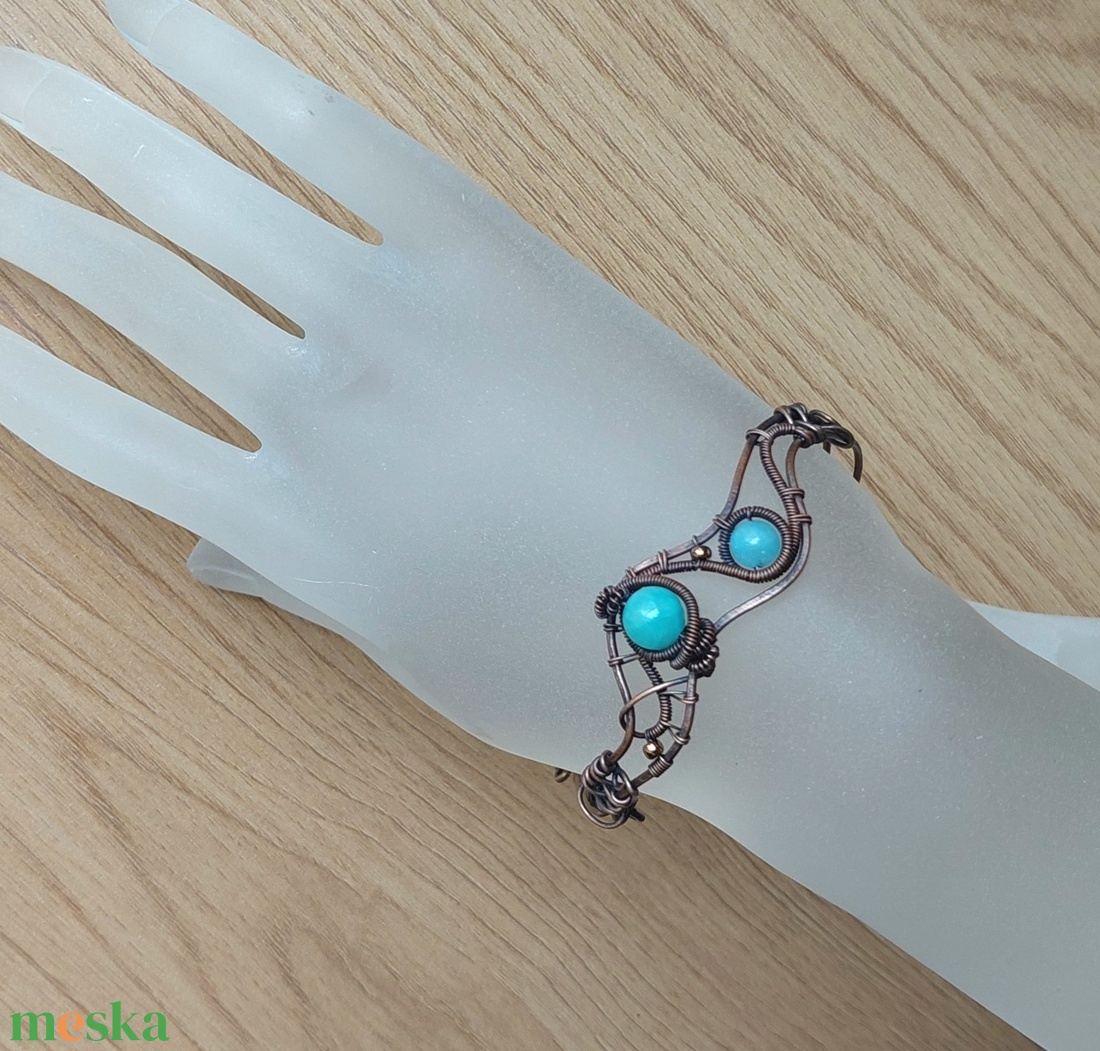 Vörösréz karkötő kék jáde és achát ásvánnyal - ékszer - karkötő - széles karkötő - Meska.hu