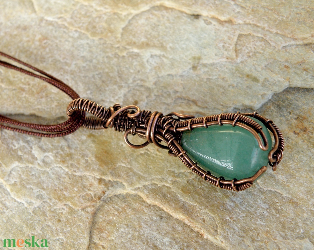 Aventurin karmok között nyaklánc - ékszer - nyaklánc - medálos nyaklánc - Meska.hu