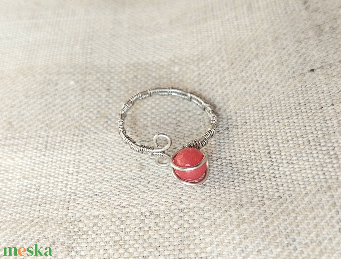 Állítható vörösréz gyűrű ásvány golyóval - ékszer - gyűrű - statement gyűrű - Meska.hu