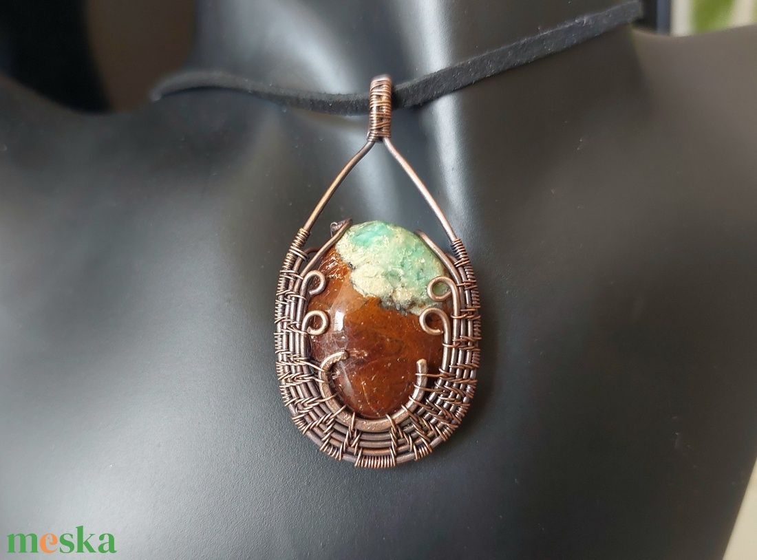 Vörösréz nyaklánc krizopráz ásvánnyal - ékszer - nyaklánc - medálos nyaklánc - Meska.hu