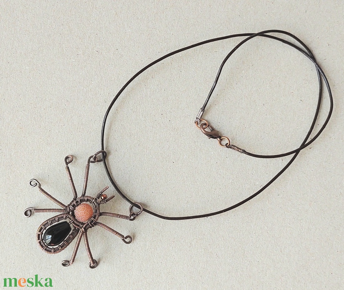 Vörösréz pók nyaklánc ónix és achát ásvány kövekkel - ékszer - nyaklánc - medálos nyaklánc - Meska.hu