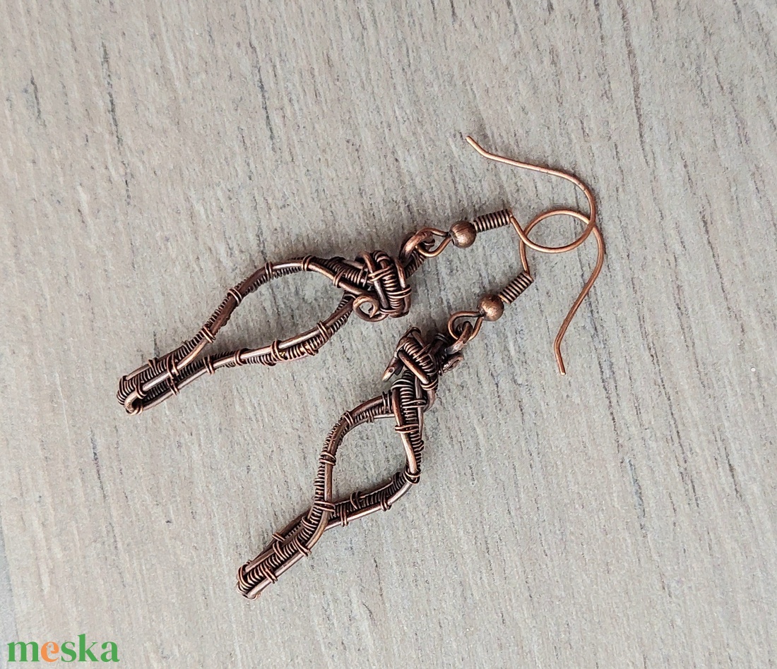 Vörösréz drót fülbevaló - ékszer - fülbevaló - lógó fülbevaló - Meska.hu