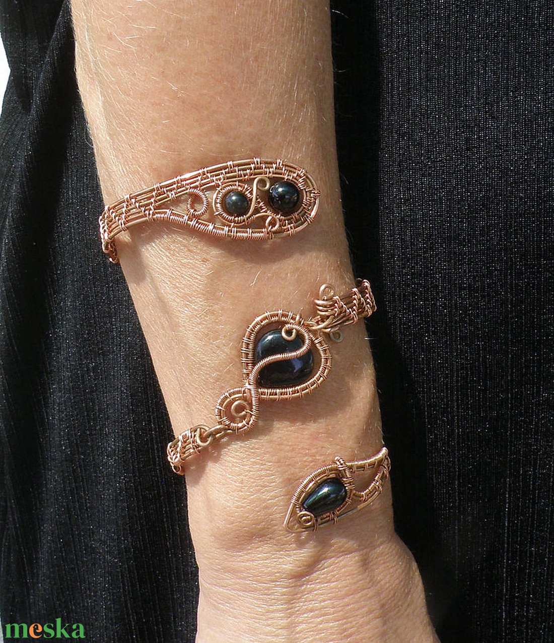 Dupla vörösréz karkötő ónix és fekete achát ásványokkal - ékszer - karkötő - karperec - Meska.hu