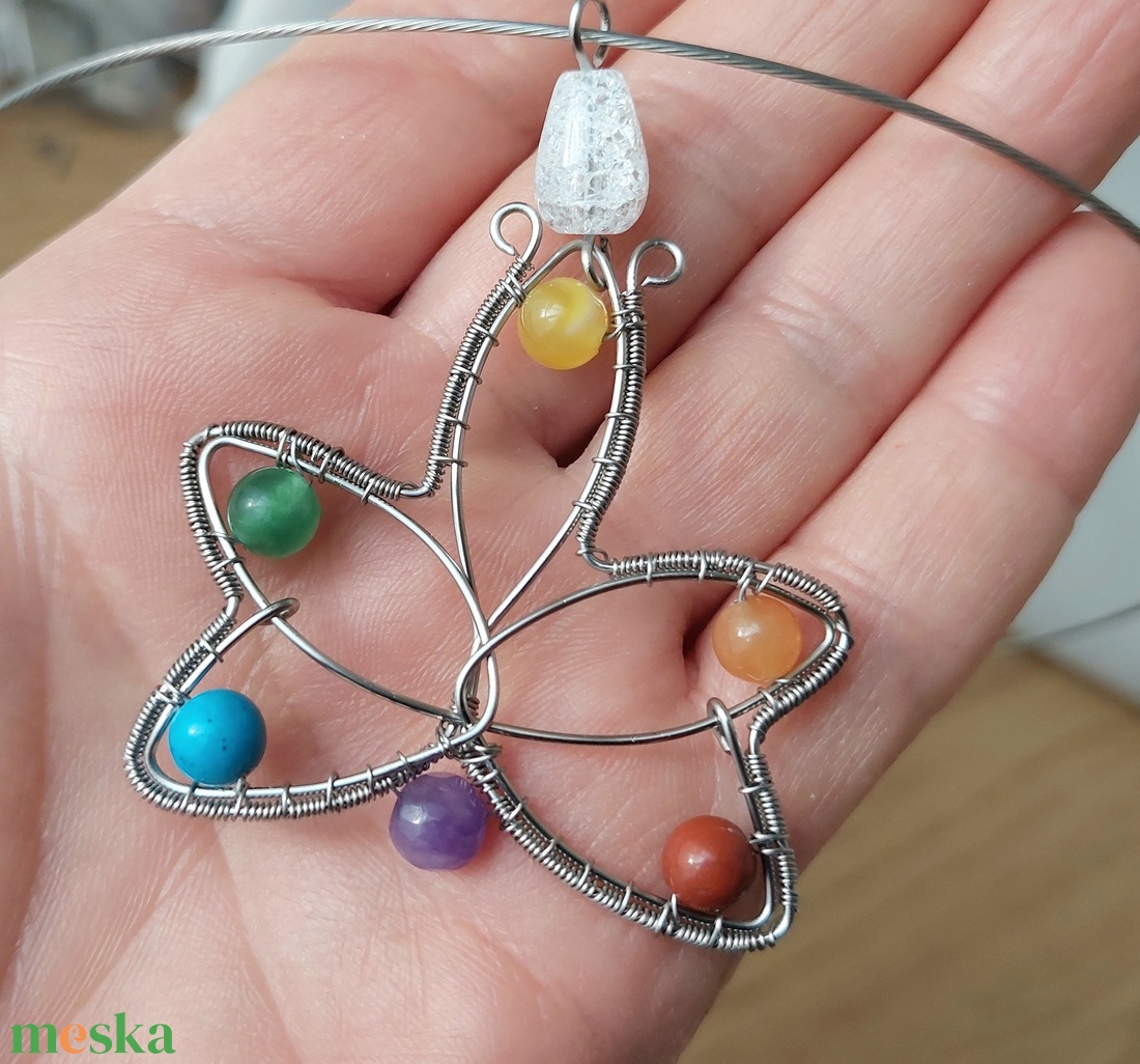 7 csakra ásvány nyaklánc acélból - ékszer - nyaklánc - medálos nyaklánc - Meska.hu