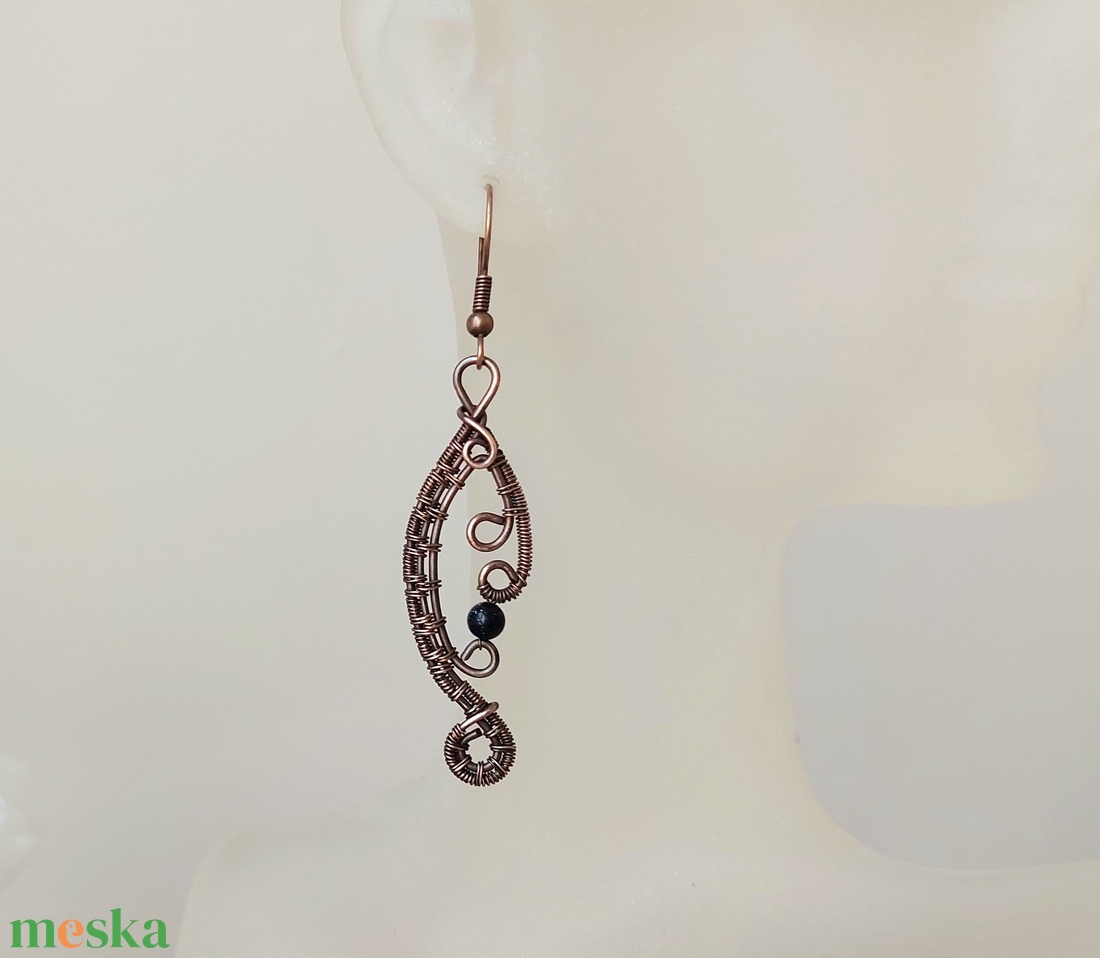 Vörösréz fülbevaló kék napkővel - ékszer - fülbevaló - lógó fülbevaló - Meska.hu