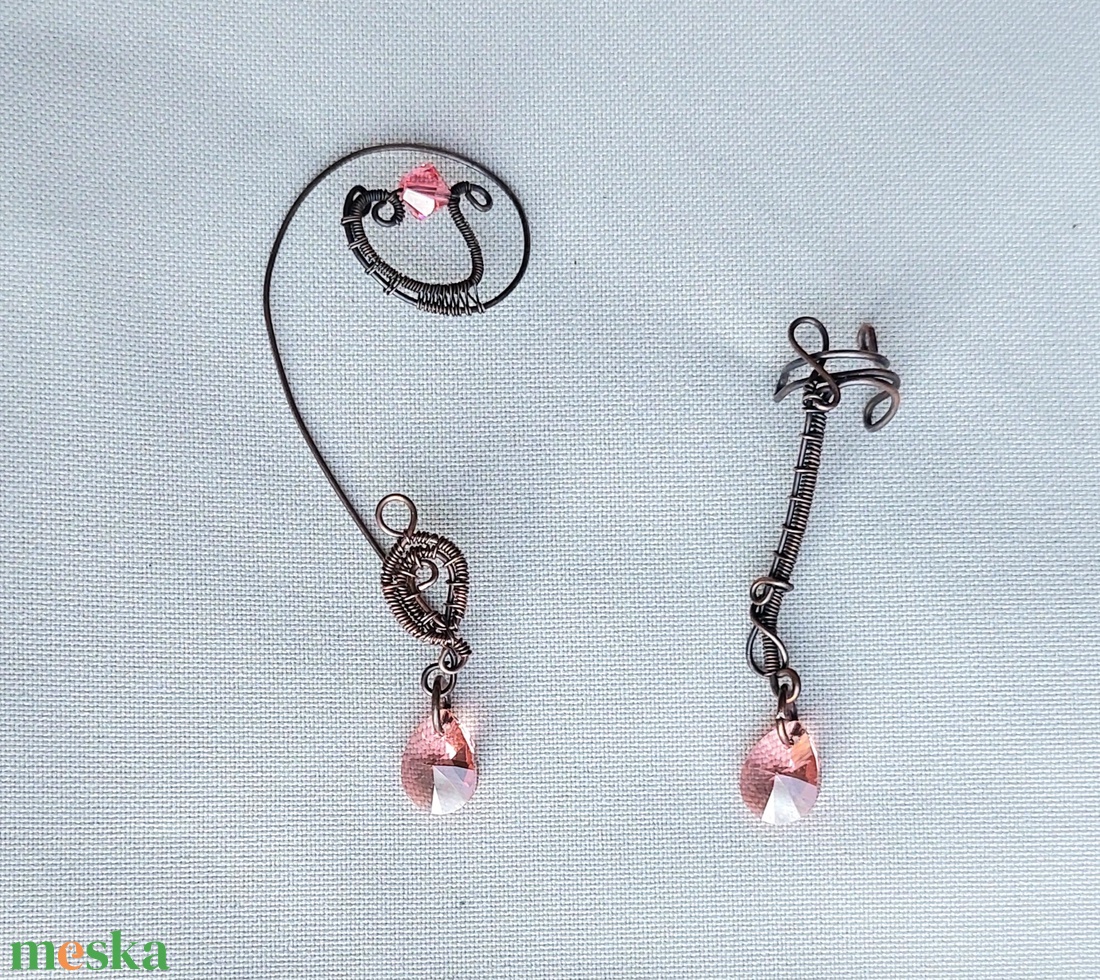 Vörösréz aszimmetrikus fülékszer swarovski kristályokkal - ékszer - fülbevaló - fülékszer - Meska.hu
