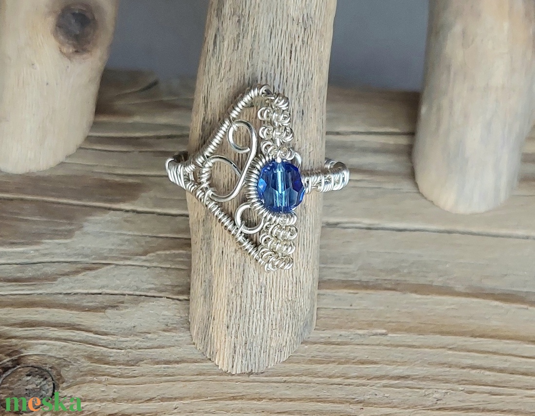 Ezüstözött állítható gyűrű swarovski kristállyal - ékszer - gyűrű - statement gyűrű - Meska.hu