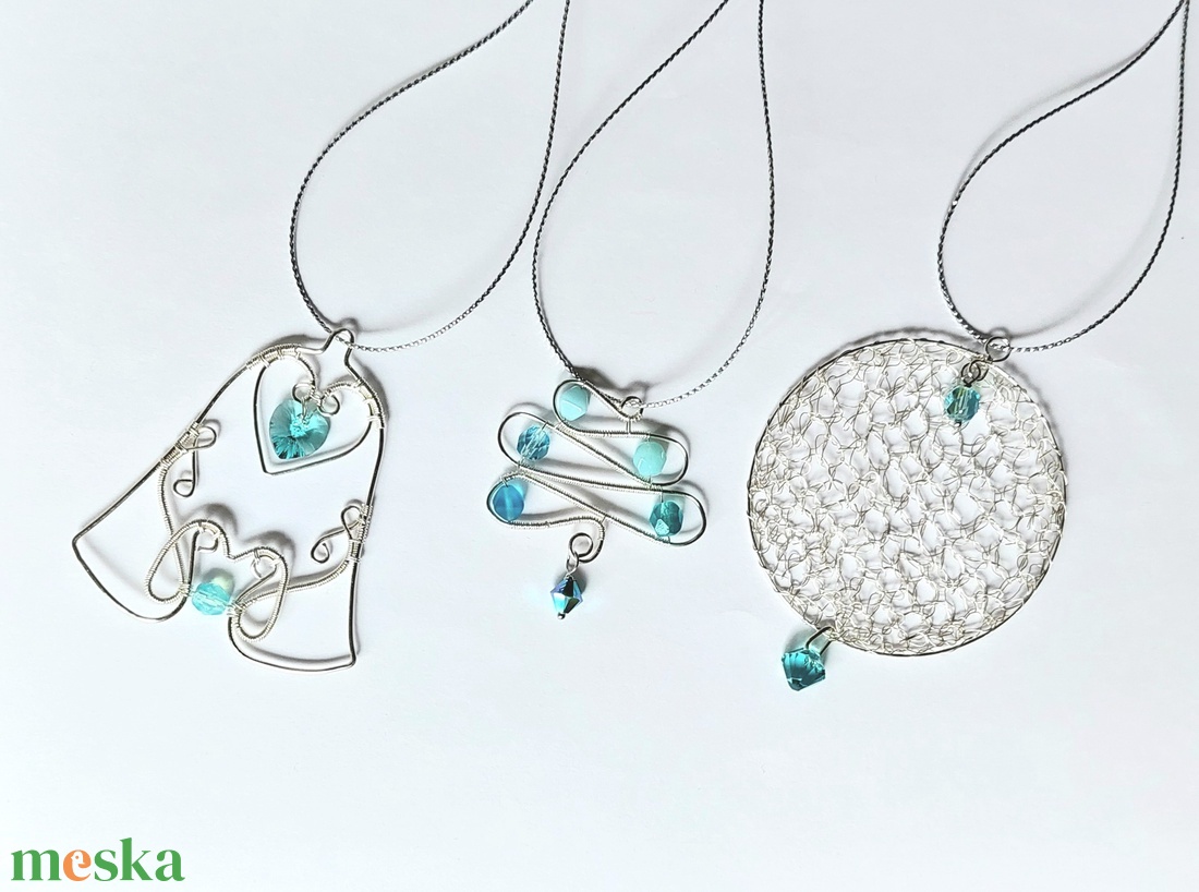5 darabos türkizkék dekoráció karácsonfadísz szett (swarovski és gyöngy) - karácsony - karácsonyi lakásdekoráció - karácsonyfadíszek - Meska.hu